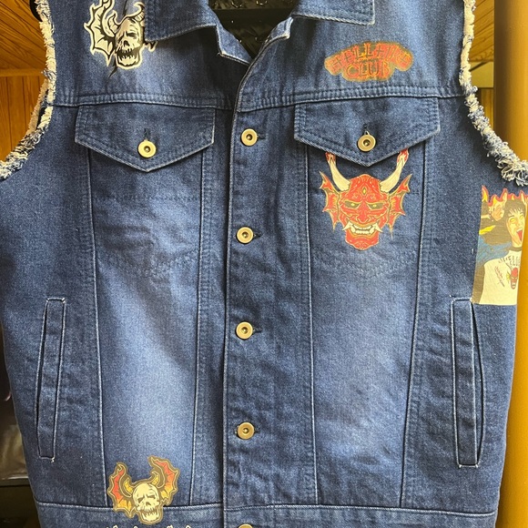 Stranger Things HellFire Club Eddie Jean Vest - Picture 2 of 2